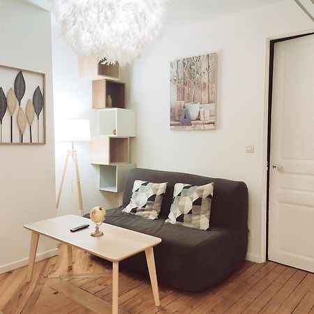Chaleureux T2 Au Style Vintage - Rue Gratuite Apartment อาเมียงส์ ภายนอก รูปภาพ