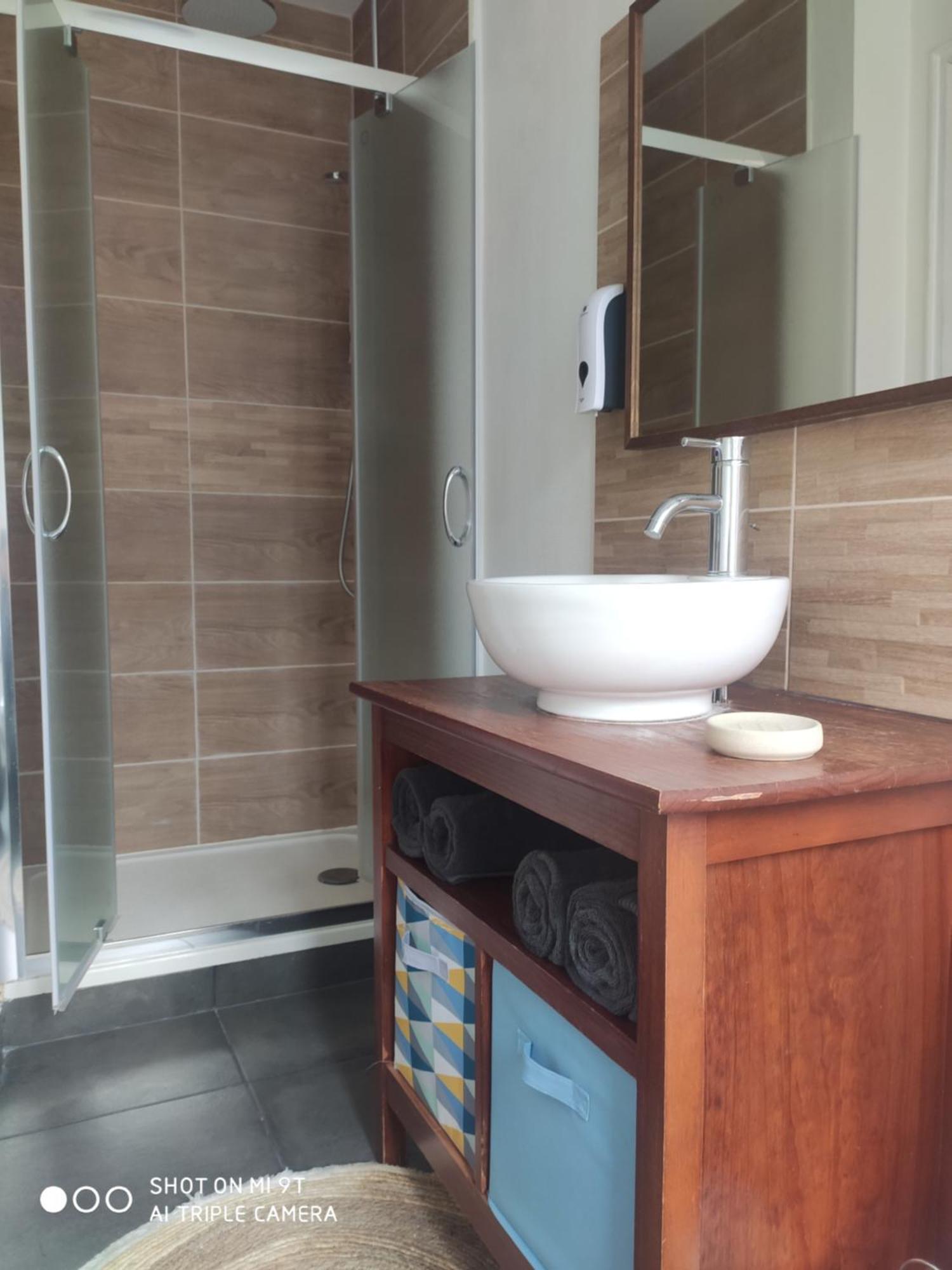 Chaleureux T2 Au Style Vintage - Rue Gratuite Apartment อาเมียงส์ ภายนอก รูปภาพ