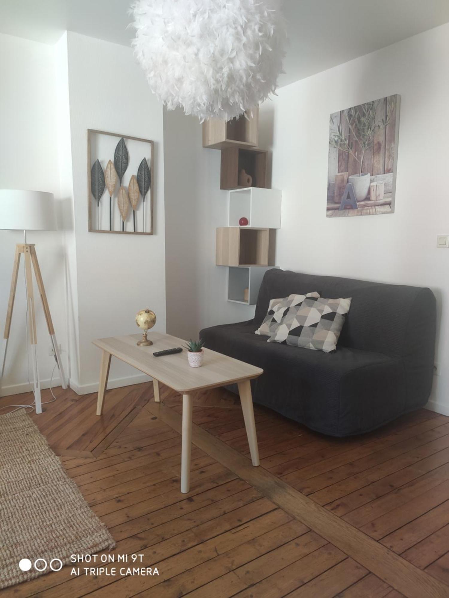 Chaleureux T2 Au Style Vintage - Rue Gratuite Apartment อาเมียงส์ ภายนอก รูปภาพ